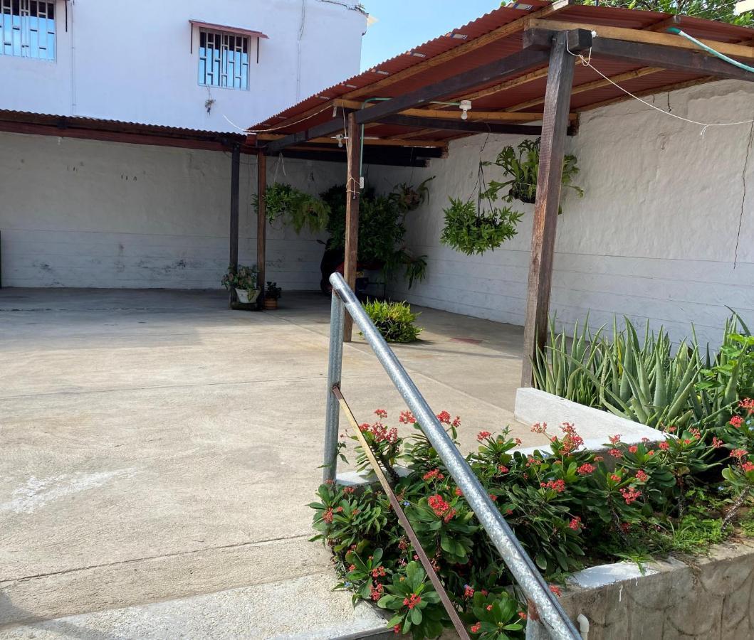 Cactus City Hostel Confort Riohacha Exterior photo